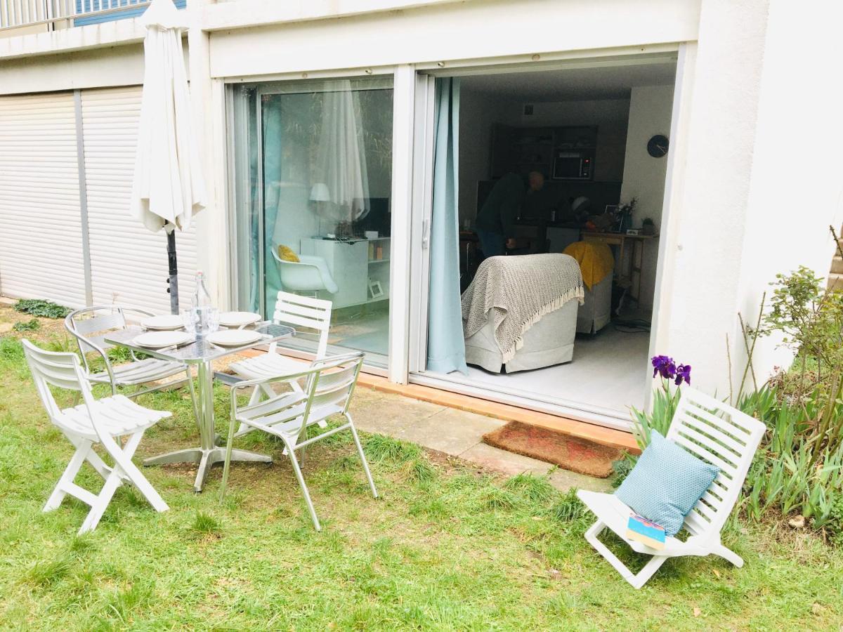 Appartement F2 Calme Refait à Neuf à 5mn De La Avec Parking *
