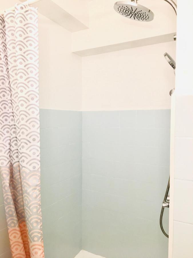 Appartement F2 Calme Refait à Neuf à 5mn De La Avec Parking *